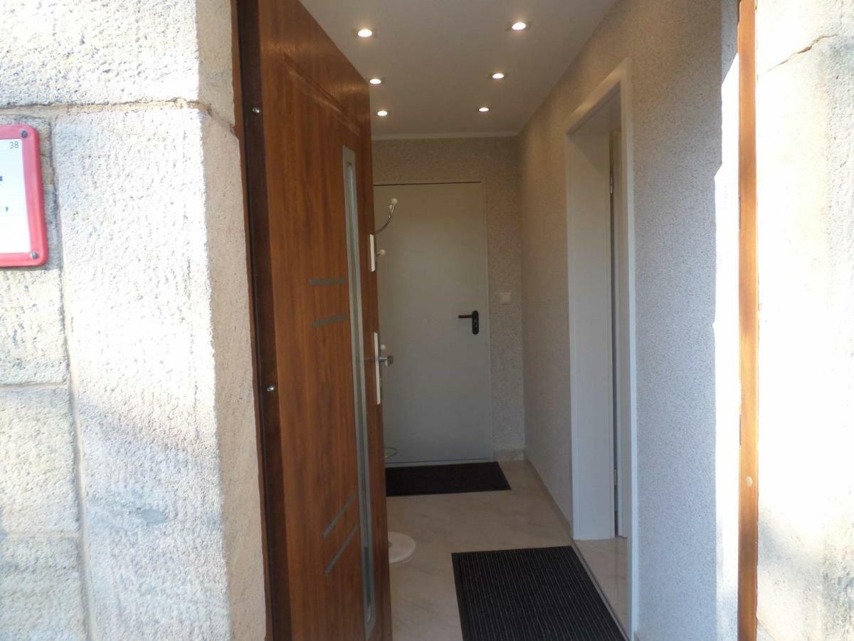1 Zi. Apartment Naehe Flughafen/Messe Stuttgart 24H Waldenbuch Zewnętrze zdjęcie