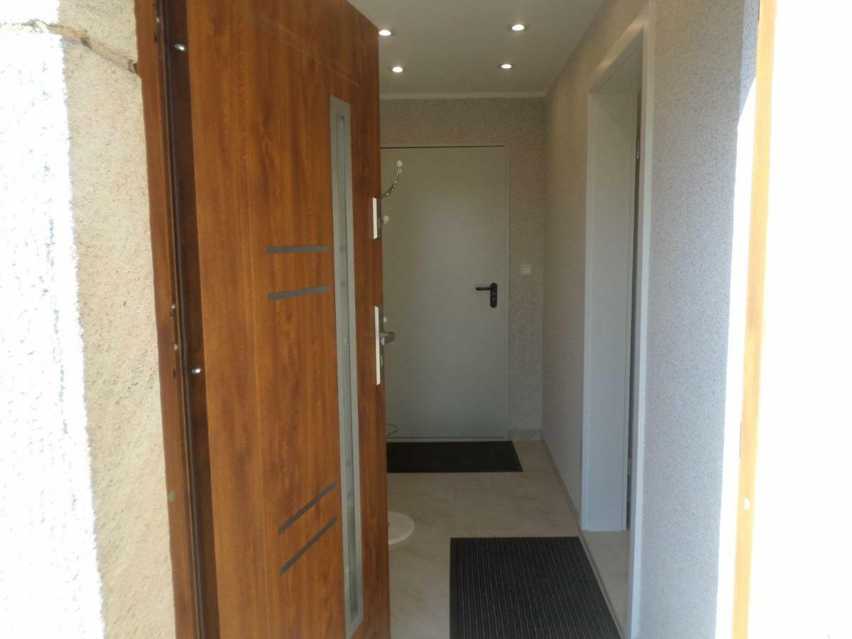 1 Zi. Apartment Naehe Flughafen/Messe Stuttgart 24H Waldenbuch Zewnętrze zdjęcie